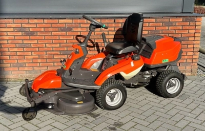 husqvarna-r316t-awd-basismachine-1